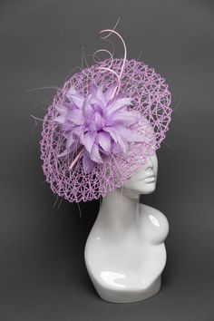 Diy Derby Fascinator, Kentucky Derby Hats Diy, Derby Hats Diy, Millinery Diy, Purple Fascinator, Fascinator Hats Diy, Church Lady Hats, Classy Hats, Derby Fascinator