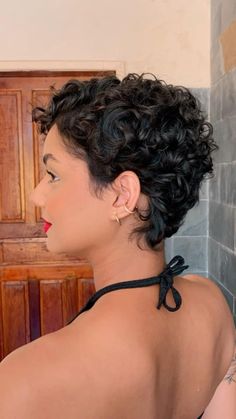 Pixie Cut Curly Hair, Short Sassy Haircuts, Curly Pixie Cuts, Short Curls