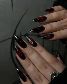 Reputation Acrylic Nails, Easy Gothic Nail Designs, K Nails Art Designs, Gothic Nail Inspiration, Rock Chic Nails, Raven Inspired Nails, Vamp Nails Aesthetic, Red And Black Nails With Charms, Long Alt Nails