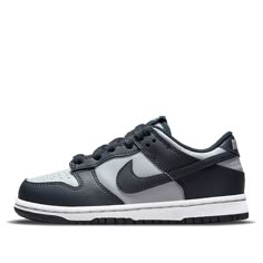 Nike Dunk Low Georgetown, School Pack, Georgetown University, Trendy Shoes Sneakers, Cute Nike Shoes, Cute Nikes, Hype Shoes, Shoe Inspo, Grey Sneakers