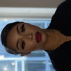 Makeup For Black Outfit Classy, December Books, Make Up For Black Women, Beautiful Short Hairstyles, Red Makeup Looks, Birthday Makeup Looks, Red Lips Makeup Look, Face Beat Makeup, Vegas Birthday