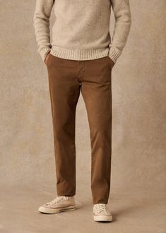 Tom Chinos - Brown - Organic Cotton - Octobre Éditions Military Pants, Heather White, Khaki Chinos, Grey And Beige, Parisian Style, Welt Pocket, Wardrobe Essentials, Organic Cotton, Trousers