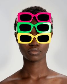 Coloured Sunglasses, Women's Shooting, Fashion 80s, African Models, Pink Green Yellow, Vogue Eyewear, Stylish Glasses, Le Specs