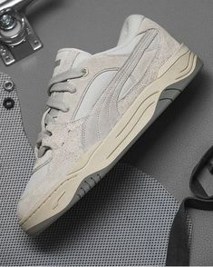 Puma Shoes Aesthetic, Skate Shoes Outfit, Adidas Outfit Shoes, Shoes Aesthetic, Trendy Shoes Sneakers, Kicks Shoes, Shoes Outfit Fashion, Best Shoes For Men, Mens Casual Dress Outfits