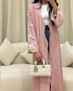 Collar Abaya Style, Bow Abaya Design, Trending Abaya Designs, Trendy Abaya, Abaya Outfit, Abaya Kimono, Abaya Style, Open Abaya