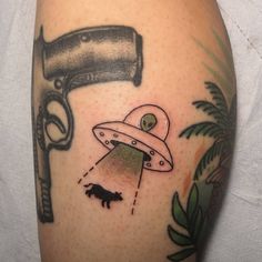 Alien Ship Tattoo, Flying Saucer Tattoo, Alien Ufo Tattoo, Ufo Traditional Tattoo, Alien Spaceship Tattoo, Alien Abducting Cow Tattoo, Small Alien Ship Tattoo, Ufo Tattoo Simple, Tiny Ufo Tattoo