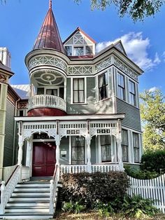 Gingerbread Victorian House, Gothic Victorian House Plans, Whimsy Bedroom, Victorian Home Exterior, Queen Anne Victorian House, Victorian Homes Exterior, Old Victorian House, Old Victorian Homes