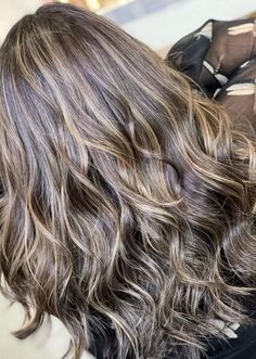 Blending Greys Into Brown Hair, Hi Lights And Low Lights Brown Hair, Color Ideas For Hair, Blonde Highlights Lace Front Wig, Ombre Blonde Highlights, Highlights Lace Front Wig, Wig Makers, Spring Hair Color Trends, Salon Hairstyles