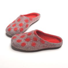 These felted slippers are made using all natural products -wool, hot water and soap. It will perfectly fit for wearing inside. They are soft and so easy that even imperceptible, it will fit like your second skin. Slippers will let your feet skin breathe, because these slippers are made using only natural products. Soles are covered with natural latex that makes slippers not so slippery.  You can choose high counters, low heel counter or without a heel.  100% wool. 100% handmade.  This felted sli Comfortable Red Slippers With Rubber Sole, Handmade Slippers, Felted Slippers, Natural Latex, Red Polka Dot, Natural Products, Second Skin, Womens Slippers, Low Heels