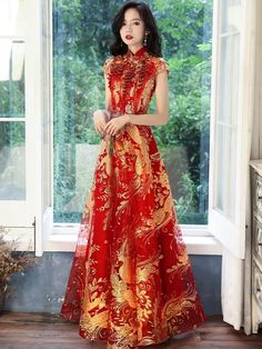 Thai Wedding Dress Modern, Chinese Inspired Dress, Red Wedding Party, Red Cheongsam Dress, Burgundy Wedding Dress, Wine Red Wedding, Phoenix Embroidery