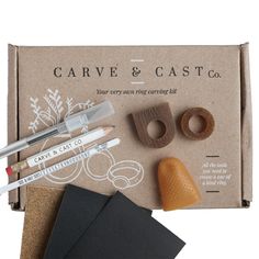 the carving kit is in its box and ready to be used as a craft project