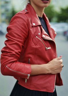 Zara Clothes, Zara Outfit, Emma Swan, Long Bob Hairstyles, Sheep Leather, Leather Biker Jacket, Long Bob, Leather Outfit, Zara Woman