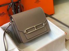 HM Mini Evercolor Sac Roulis 19 Grey For Women Roulis Mini, Hermes Roulis, Louis Vuitton Shirt, Hermes Bags, Hermes Bag, Kate Spade Crossbody, Fashion Handbags, Evening Bags, Mini Bag