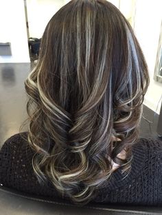 Brown Hair With Frosted Highlights, Frosted Highlights, Most Beautiful Hairstyles, Lilac Hair Color, Frosted Hair, Gray Shades, Dark Red Hair, Lilac Hair, Hair Color Light Brown