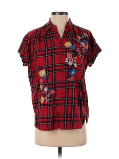 Madewell Short Sleeve Button Down Shirt Size: X-Small Tops - used. 100% BAUMWOLLE | Madewell Short Sleeve Button Down Shirt: Red Tops - Size X-Small Red Tops, Red Shorts, Red Top, Plaid Tops, Short Sleeve Button, Do Good, Small Tops, Red Plaid, Secondhand Clothes