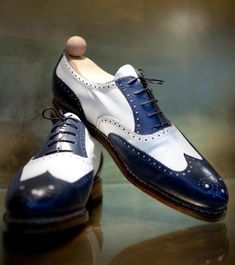 Two Tone Brogues, Spectator Shoes, Quality Leather Boots, Leather Formal Shoes, Custom Design Shoes, Oxford White, Oxford Shoes Men, Brogue Shoes, Formal Shoes For Men