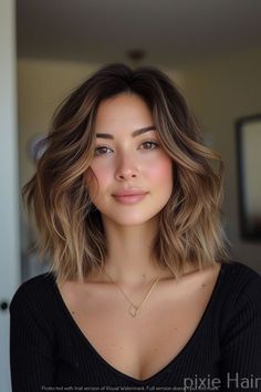 fall hair color for brunettes 2024 | fall hair color for brunettes | fall hair | fall hair colors Caramel Hair Color Ideas, 2024 Hair Trends For Women, Caramel Hair Color, Healthy Hair Colors, 2024 Hair Trends, Hairstyles For Receding Hairline, Blonde Hair Goals, Medium Length Wavy Hair, Blonde Hair Transformations