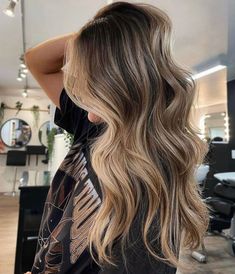 Fall Fashion Outfits 2023, Dimensional Bronde, Cosmetology Career, Hair Education, Summer Blonde Hair, Bronde Hair, Brunette Hair With Highlights, Brunette Balayage Hair, Brown Hair Balayage