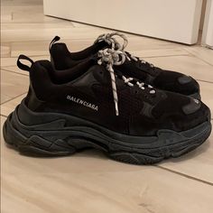 Worn Once Perfect Condition Belenciaga Shoes, Balenciaga Track Low-top Sneakers, Balenciaga Track Trainers, Balenciaga Trainers, Balenciaga Track.2 Open Sneakers, Shoes Balenciaga, Balenciaga Shoes, Balenciaga Triple S, Shoes Color