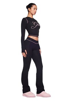 BLARE TRACKPANT - BLACK | I.AM.GIA Gym Wear Inspo For Women, Girly Two Piece Sets, Unique And Cute Halloween Costumes, Matching Sets Black Women, Iam Gia Outfit, Iam Gia Set, Alternative Workout Clothes, Dance Warm Up Clothes, Flared Long Sleeve Top