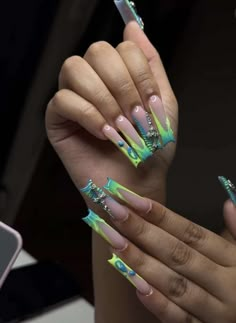 Aesthetic Nail Pictures, Exotic Nail Designs, Retro Nails, Acrylic Nail Set, Simple Acrylic Nails, Nails Only, Exotic Nails