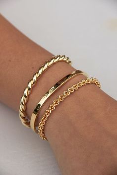 Gold Twisted Cuff Bracelet Easy 30 day return policy 1111 Jewelry, Preppy Jewelry, Wrist Jewelry, Luxe Jewelry, Jewelry Accessories Ideas, Gold Bracelets, Classy Jewelry, Jewelry Essentials, Jewelry Lookbook