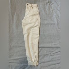 Great Condition, Never Worn, Bershka Off White Cargo Pants Size 2 Bershka Cargo Pants Beige, Off White Cargo Pants, Bershka Cargo Pants, White Cargo Pants, Cargo Pants, Pant Jumpsuit, Size 2, Pants For Women, Off White