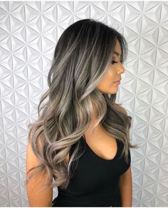 Hairstylist Instagram, Rambut Brunette, Silver Blonde Hair, Ash Blonde Balayage, Blond Balayage, Shadow Root