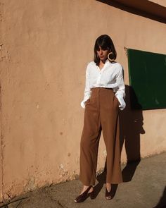 Summer Work Wear, Mode Editorials, Summer Work Outfits, Workwear Fashion, Brown Pants, Winter Trends, Look Vintage, Soft Grunge, Work Outfits Women