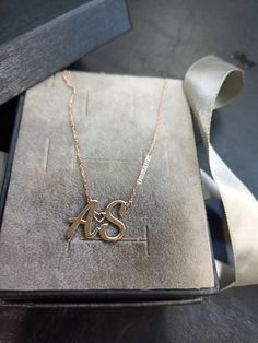 Silver custom letter with heard women gift love gift girl jewelry Necklace Aesthetic Gift, Locket Design, Gold Initial Pendant, Neck Pieces Jewelry, Antique Gold Jewelry Indian, Antique Jewellery Designs