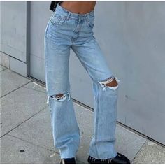 Zara Jeans- They Don’t Fit Me But They’re So Cute! New With Tags Baggy Straight Jeans, Ripped Jeans Casual, Hoodie Jacket Men, Fall Trend, Teenage Fashion, Pants Vintage, Jeans Mom, Long Trousers, Vintage Casual