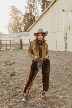 25 Ranch Jacket – Rodeo Quincy Modern Western Fashion, Cowgirl Boots Outfit, Usa People, Hooded Winter Coat, Modern Western, The Leopard, Cowgirl Style, The Test, Boots Outfit