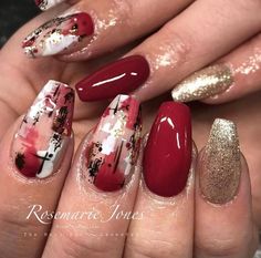 Abstract Christmas Nail Art, Abstract Red Nails, Nail Art Red Designs, Abstract Christmas Nails, Red Abstract Nails, Abstract Nail Art Designs, Art Ideas Abstract, 16 Nails, Abstract Nails