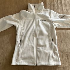 Brand New Removed Tag Size L Runs Small More Like Medium Colombia Sweater, Columbia Sweater, Womens Henley, Columbia Sweaters, Pleated Jacket, Womens Fleece, Christmas Stuff, White Jacket, Zip Up Sweater