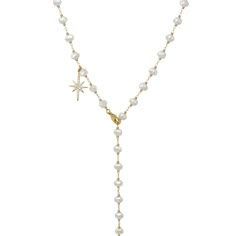 Use our Lariat Catalina necklace with a star pendant and adjust it to the size that best suits you and you like.Size: Chain length with clasp: 29.5" Materials: River pearl set with gold plated wire. Lariat Necklace Outfit, Long Neckless, Jewellery Wishlist, Long Gold Necklace, 2024 Aesthetic, Necklace Outfit, Best Suits, Necklace Stand, Gold Long Necklace