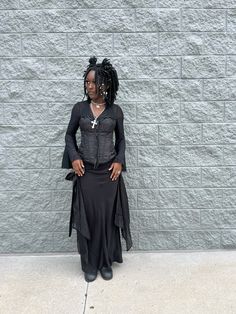 all black gothic style outfit inspiration #goth #gothic Goth Fashion Black Women, Goth Outfit Black Woman, Goth Black Girls Aesthetic, Black Alternative Girl Outfit, Alt Black Woman Outfit, Goth Mommies