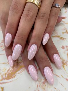 Pink Crome Nails Acrylic, Oval Nails Crome, Pink And White Oval Nails, Baby Pink Chrome Nails Almond, Pink Crome Nails Short, Baby Pink With Chrome Nails, Pink Feminine Nails, Pink Crome Nails Almond, Simply Elegant Nails