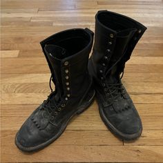 Drew’s Boots, Drew’s Wildlander - #E610v Color: Black Size: 11d (Medium) Condition: Used And Indicated In Drawings Mfg Date: 10/2021 Value Priced Firefighting Boots! Drew's Wildlander Is A True And Proven Value In The Field And On The Fire Line. Built With Technora Thread And Leather Components Get The Best Fire Boot In The Northwest At Drew's. Features Protective Footwear For Wildland Fire Fighting In Accordance With Nfpa 1977-2016 31dr This Wildland Fire Fighting Protective Footwear Meets The Fire Boots, Wildland Fire, Protective Clothing, The Fire, Firefighter, Black Boots, Men's Shoes, Shoe Boots, Thread