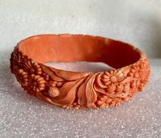 Vintage Celluloid Bangle Bracelet Carved Floral Design Vanilla Marbling | eBay Collectible Carved Bangle Bracelets, Vintage Carved Bracelet For Wedding, Vintage Carved Jewelry Bracelet, Vintage Carved Bracelet Jewelry, Vintage Carved Bangle For Wedding, Dnd Jewelry, Celluloid Jewelry, Boho Travel, Lucite Bracelets