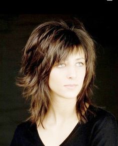 Short Shag Hairstyles, Medium Layered Hair, Shag Hairstyles, Hair Affair, Mid Length Hair, Medium Hair Cuts, Medium Length Hair Cuts, Great Hair