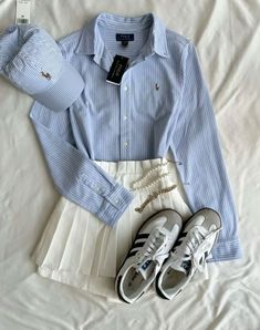 Ralph Lauren Dresses Classy, Cute Style Outfits Girly, Blue School Outfits, Blue Outfits For School, Prep School Outfits, Light Summer Outfits, Back To School Outfits Summer, Mode Tennis, Ralph Lauren Fashion