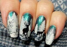 Nail Snowflake, Holiday Nails Winter, Animal Nail Art, Nail Art Stamping Plates, Holiday Nail Designs, Flower Nail Designs, Christmas Nail Art Designs, Animal Nails