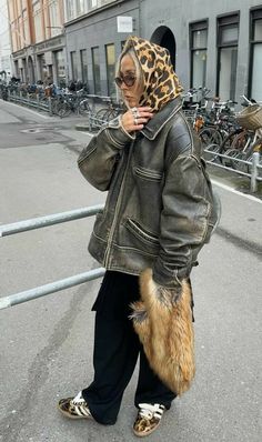 Mode Zara, Autumn Fits, Fits Inspo, Hoodie Outfit, Fall Fits, Vest Outfits, Coat Outfits, Winter Fits, Inspiration Mode