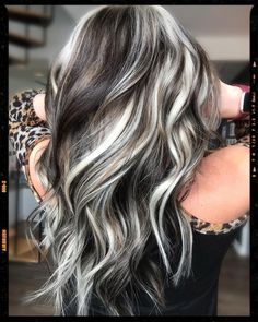 #blackandwhitehair Edgy Blonde Hair, Long Grey Hair, Platinum Blonde Highlights, Grey Hair Inspiration, Dark Hair With Highlights, White Highlights, Black Hair Color