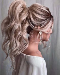 Prom Hair Up, High Ponytail Hairstyles, Ponytail Updo, Wedding Hair Up, Hair Flyer, Oval Face Hairstyles, A Ponytail