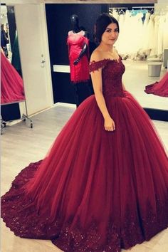 off-the-shoulder-beaded-lace-burgundy-prom-ball-gowns-vestido-de-baile Puffy Tulle Skirt, Burgundy Prom, Quince Ideas, Color Image, Gown Prom, Ball Gowns Prom