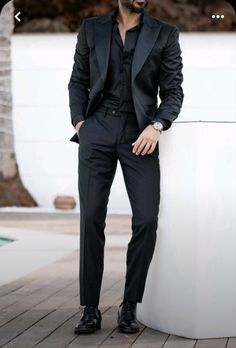 Beach Wedding Suits, Prom Suits For Men, Black Outfit Men, Herren Style, Classy Suits, Classy Outfits Men