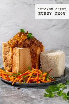 A quarter bunny chow on a plate with a carrot sambal on the side. Durban Bunny Chow Recipe, Bunny Chow Recipe, Hearty Bread, Chow Recipe, South African Dishes, Bunny Chow, African Foods, Roasted Lamb, African Cooking