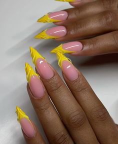 French Nails Stiletto, Yellow French Tips, Gel Nails Shape, Have A Blessed Week, Yellow French, Blessed Week, Nails Yellow, Caramel Corn