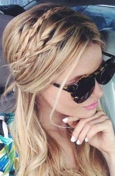 drei Zöpfe von der Seite Preppy Hairstyles, Summer Braids, Long Face Hairstyles, Stunning Hairstyles, Small Braids, Bohemian Hairstyles, Pool Hairstyles, Easy Summer Hairstyles, Effortless Hairstyles